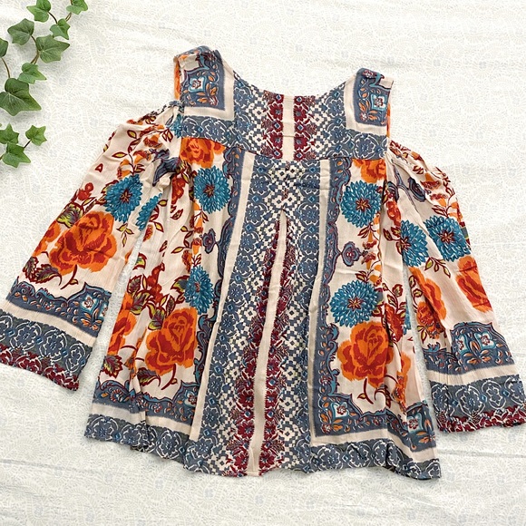 Blue Rain boho cold-shoulder vibrant floral bell sleeve top - Picture 2 of 7